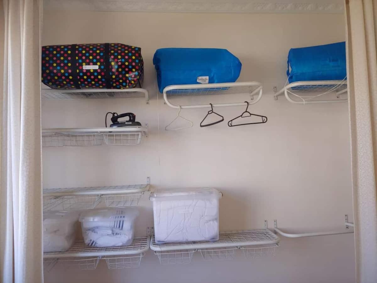 Apartamento Inteiro Entre Gloria, Catete E Do Flamengo,ao Lado Da Lapa- Zona Sul Rio De Janeiro-rj, Banh, Coz, Sala E Apartamento *